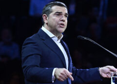 Νέος πατριωτισμός: Επάνοδος Τσίπρα χωρίς καθόλου τσίπα